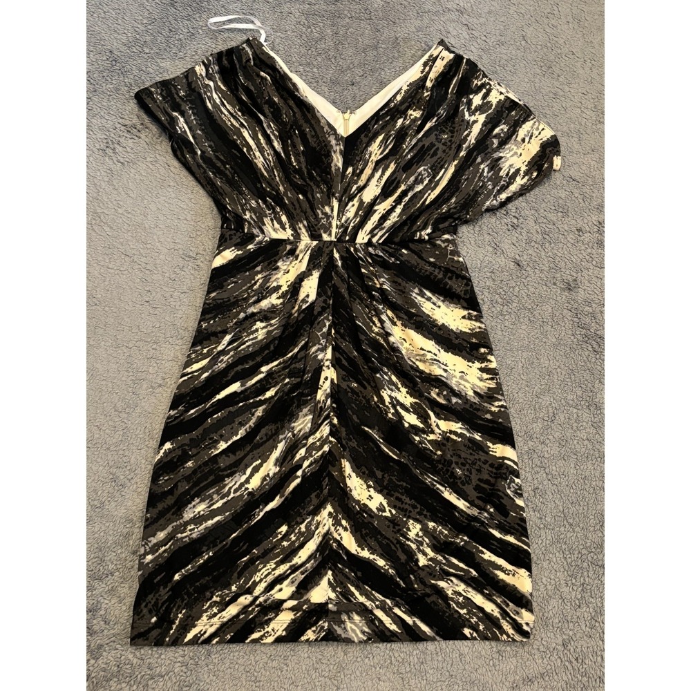 Suzi Chin for Maggy Boutique Womens Ruched Shift Dress Black Beige V-Neck Size 4